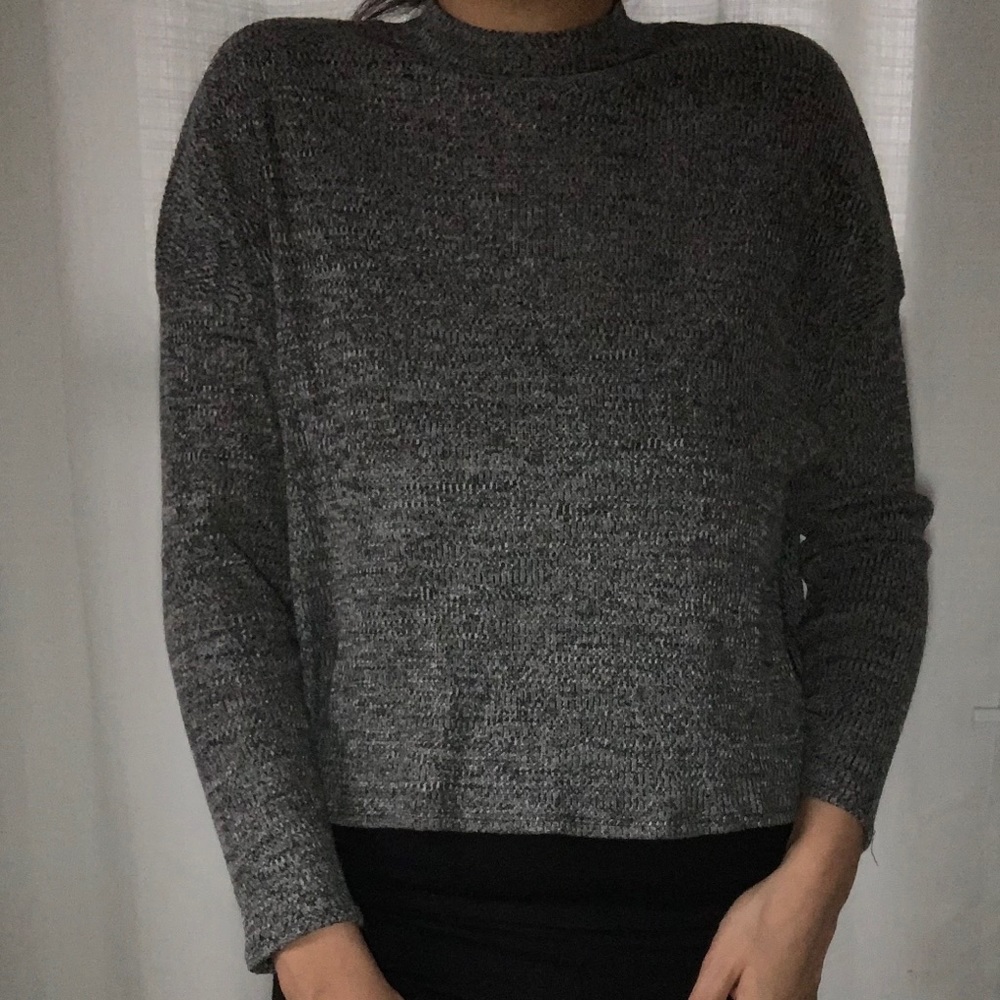 H&M Grey Turtle Neck Light Sweater/Blouse- Large